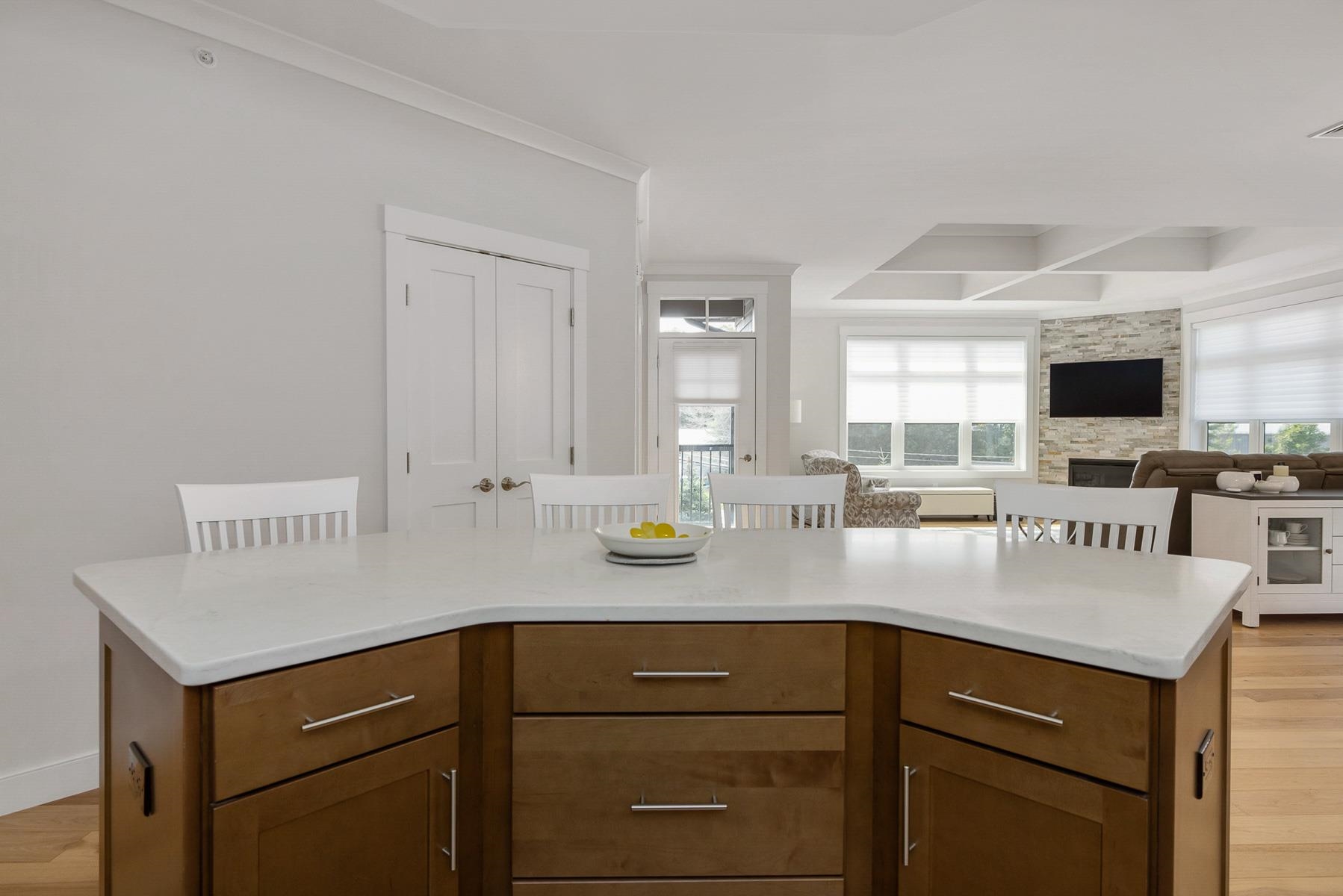 2075 Lafayette Road, Unit B33 Portsmouth, NH 03801 - Photo 10 of 39