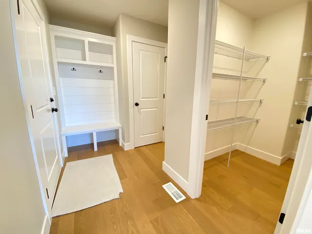 $452,900 | 304 Hodges Court, Chatham, IL 62629