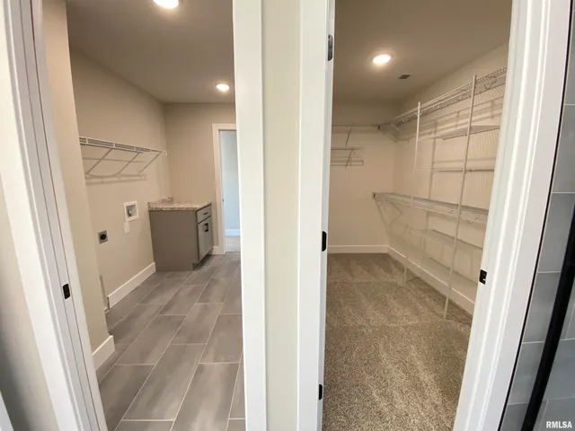 $452,900 | 304 Hodges Court, Chatham, IL 62629