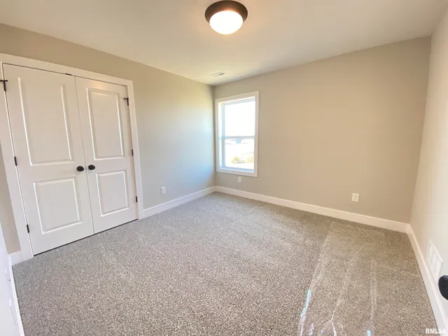 $452,900 | 304 Hodges Court, Chatham, IL 62629