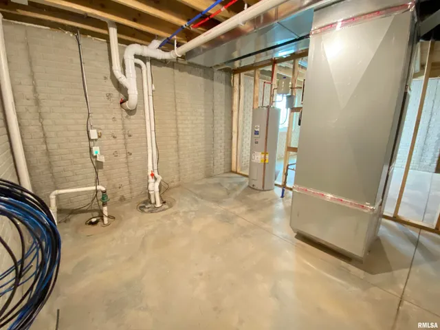 $452,900 | 304 Hodges Court, Chatham, IL 62629