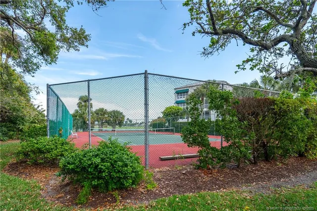 $8,500 | 233 Northeast Edgewater Drive, Unit 201, Stuart, FL 34996