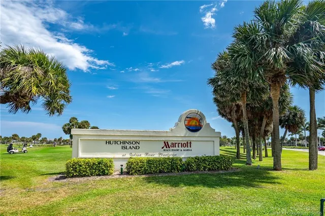 $8,500 | 233 Northeast Edgewater Drive, Unit 201, Stuart, FL 34996