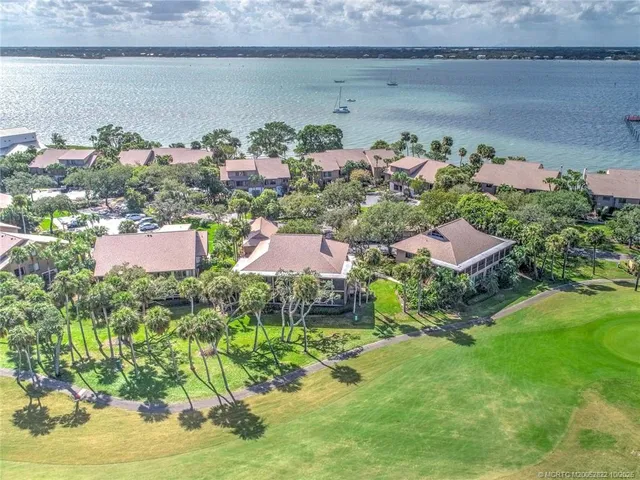 $8,500 | 233 Northeast Edgewater Drive, Unit 201, Stuart, FL 34996