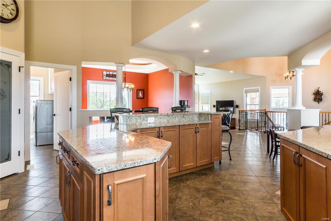 325 Mockingbird Lane Waterloo, IL 62298 - Photo 14 of 63 Gallery Image 14