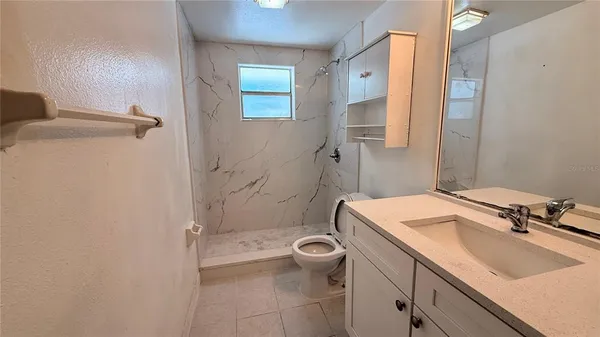 $1,800 | 2658 61st Avenue North, St. Petersburg, FL 33714