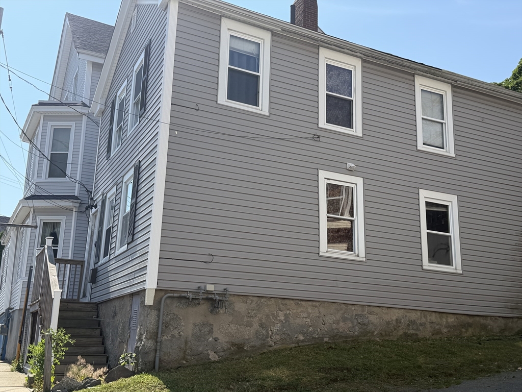 149 Franklin Street Fall River, MA 02720 - Photo 2 of 23