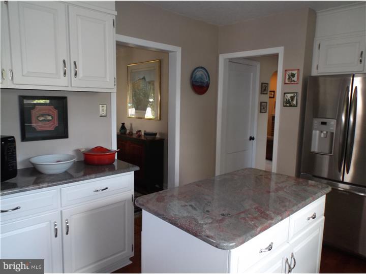 114 Greenhill Road Springfield, PA 19064 - Photo 12 of 25