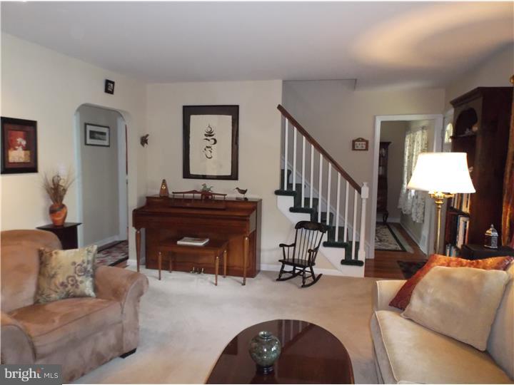 114 Greenhill Road Springfield, PA 19064 - Photo 4 of 25