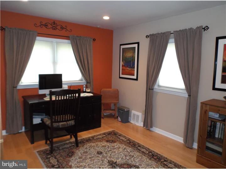 114 Greenhill Road Springfield, PA 19064 - Photo 8 of 25