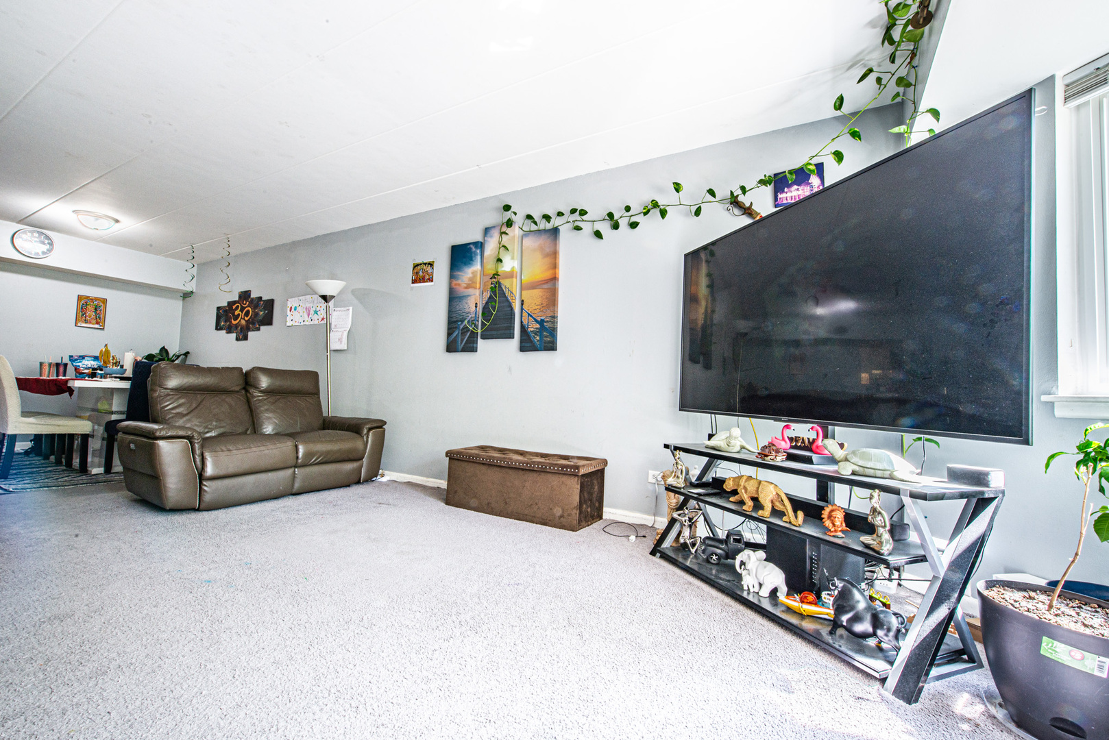 300 South Roselle Road, Unit 221 Schaumburg, IL 60193 - Photo 11 of 31 Gallery Image 11