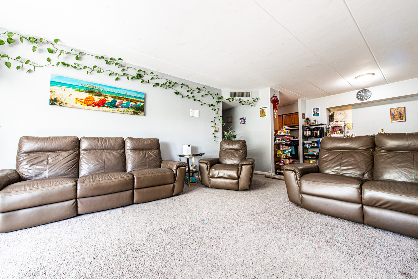 300 South Roselle Road, Unit 221 Schaumburg, IL 60193 - Photo 12 of 31 Gallery Image 12