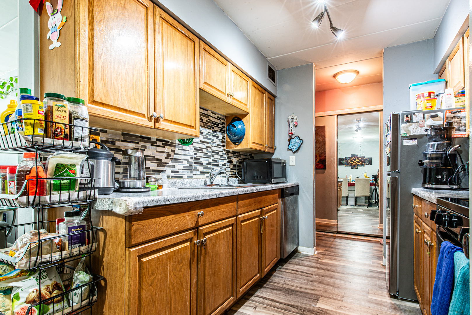 300 South Roselle Road, Unit 221 Schaumburg, IL 60193 - Photo 3 of 31 Gallery Image 3