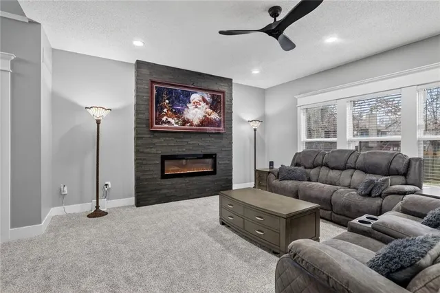 $444,900 | 21155 West 125th Terrace, Olathe, KS 66061