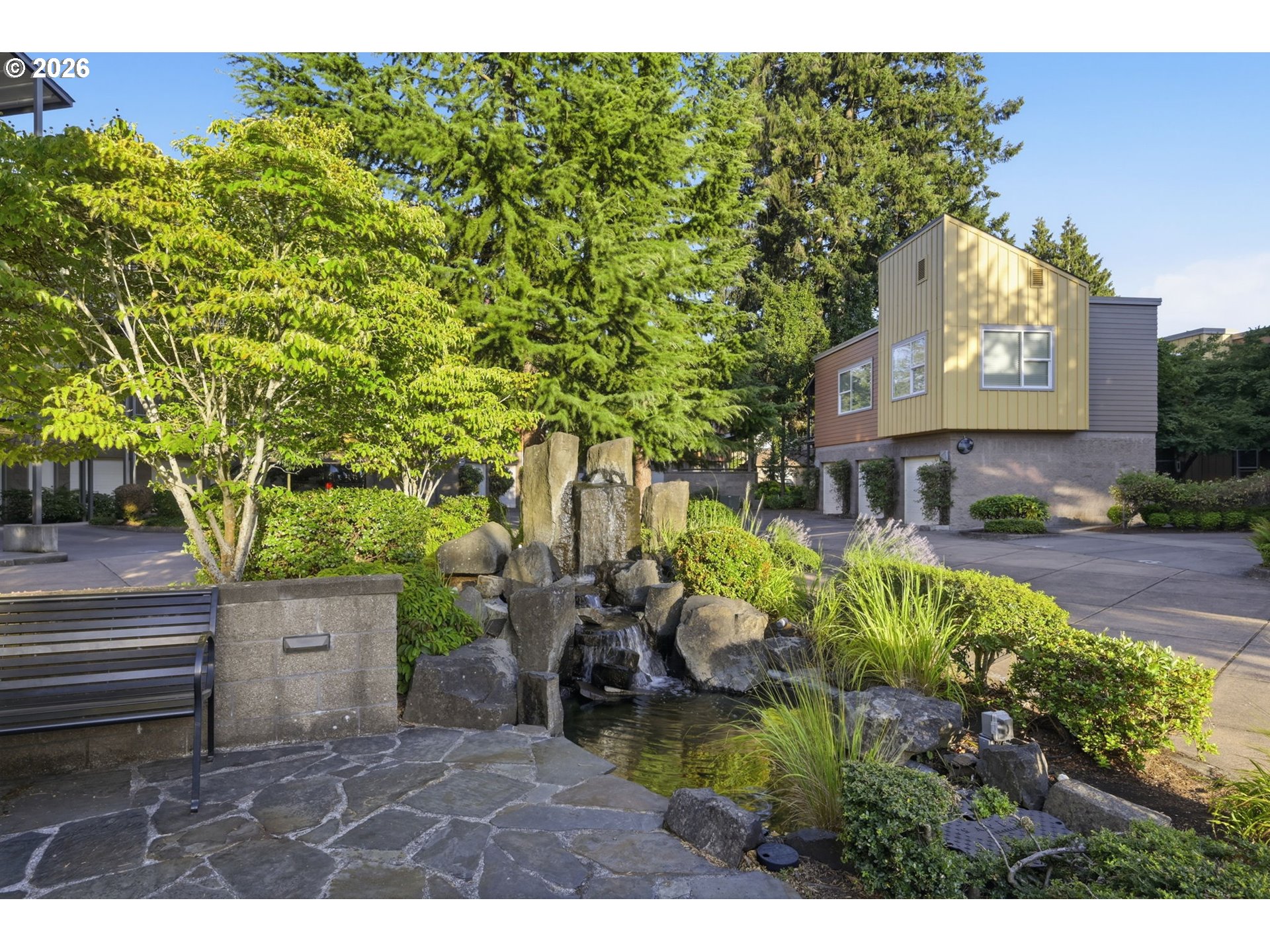 347 Rustic Place, Unit 26 Eugene, OR 97401 - Photo 35 of 42 Gallery Image 35