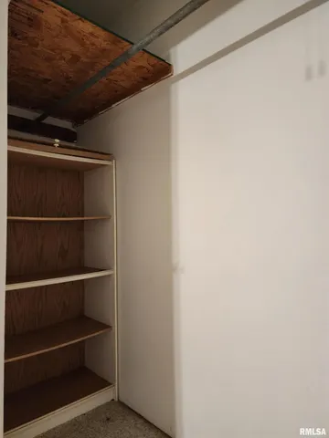 $71,070 | 531 East Beardstown Street, Virginia, IL 62691