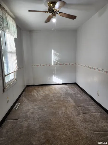 $71,070 | 531 East Beardstown Street, Virginia, IL 62691