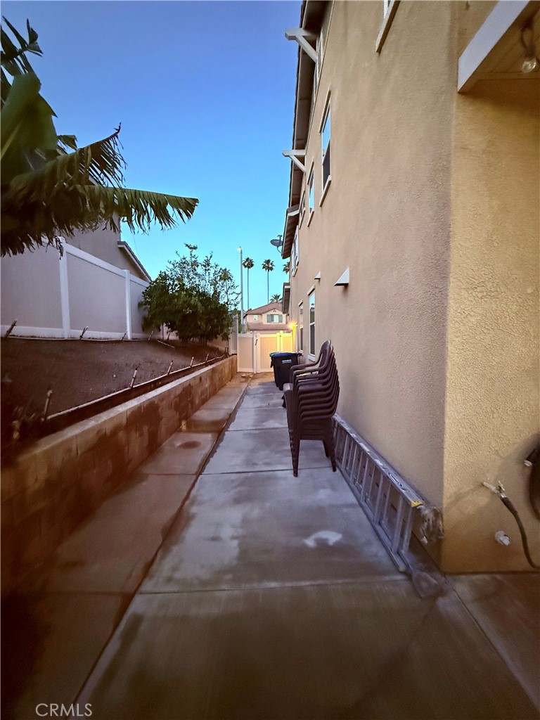 240 Cisneros Court Colton, CA 92324 - Photo 18 of 19