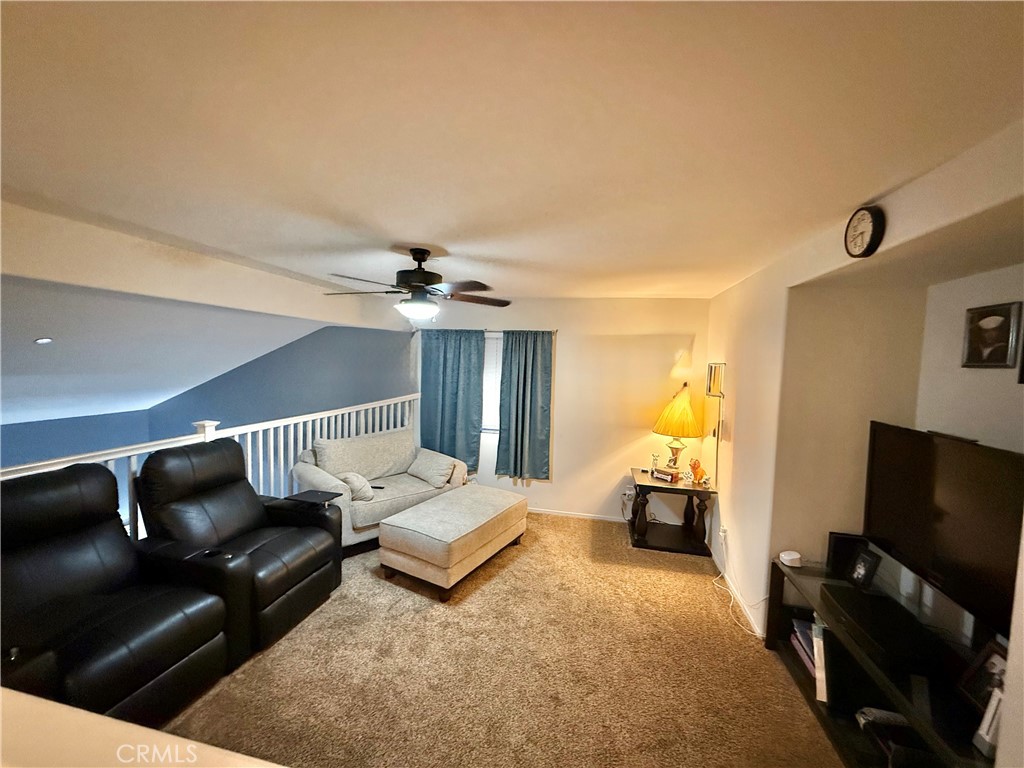 240 Cisneros Court Colton, CA 92324 - Photo 8 of 19 Loft