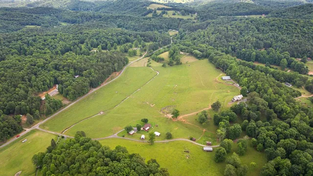 $1,200,000 | 102 Cross Creek Lane, Warne, NC 28909