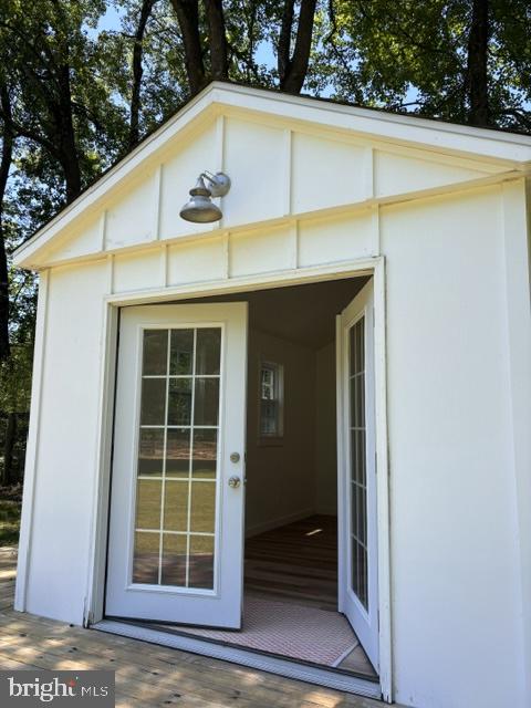 11520 Popes Head Road Fairfax, VA 22030 - Photo 5 of 13