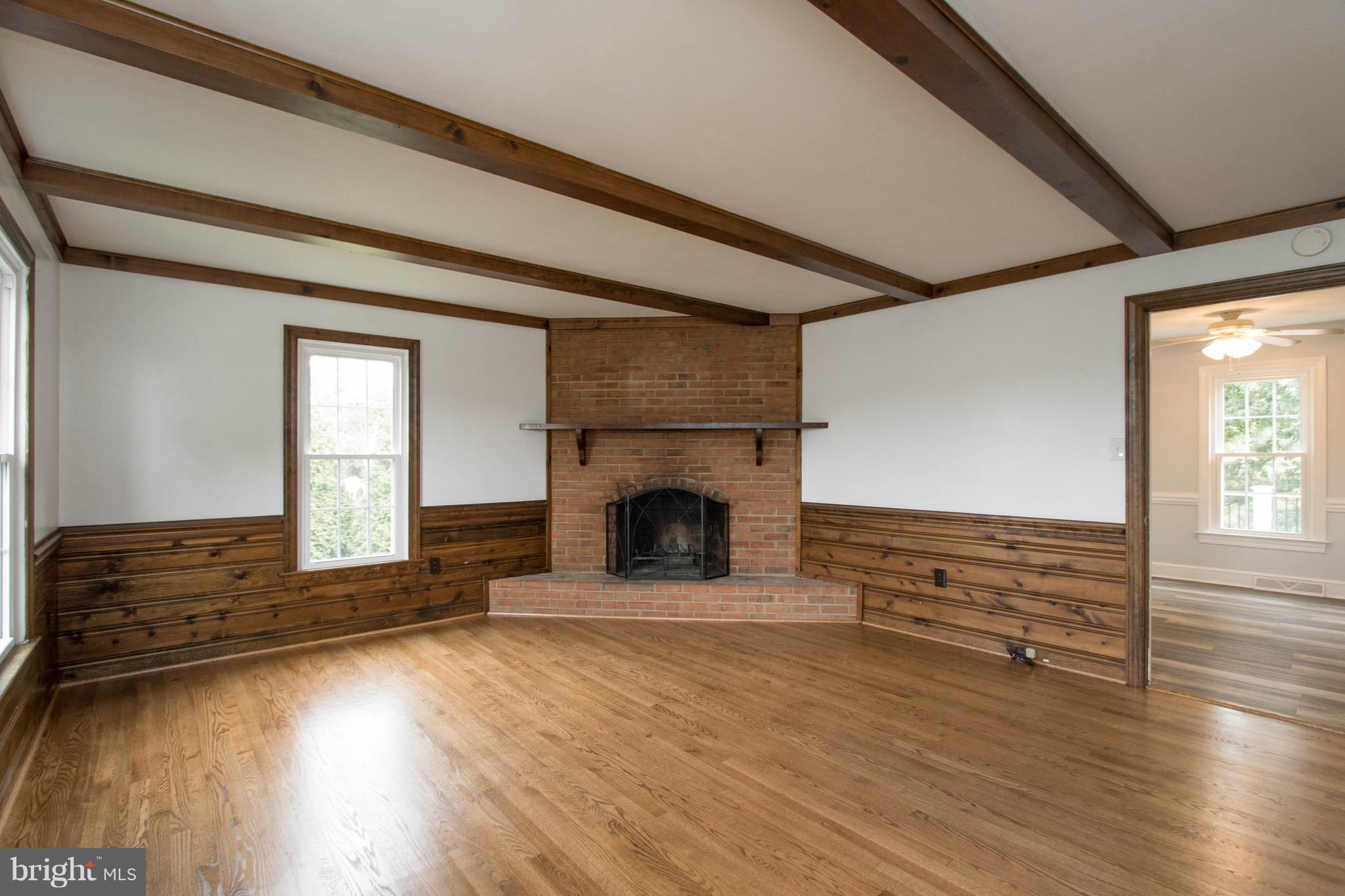 3768 Rockland Road Front Royal, VA 22630 - Photo 8 of 30 Family Room