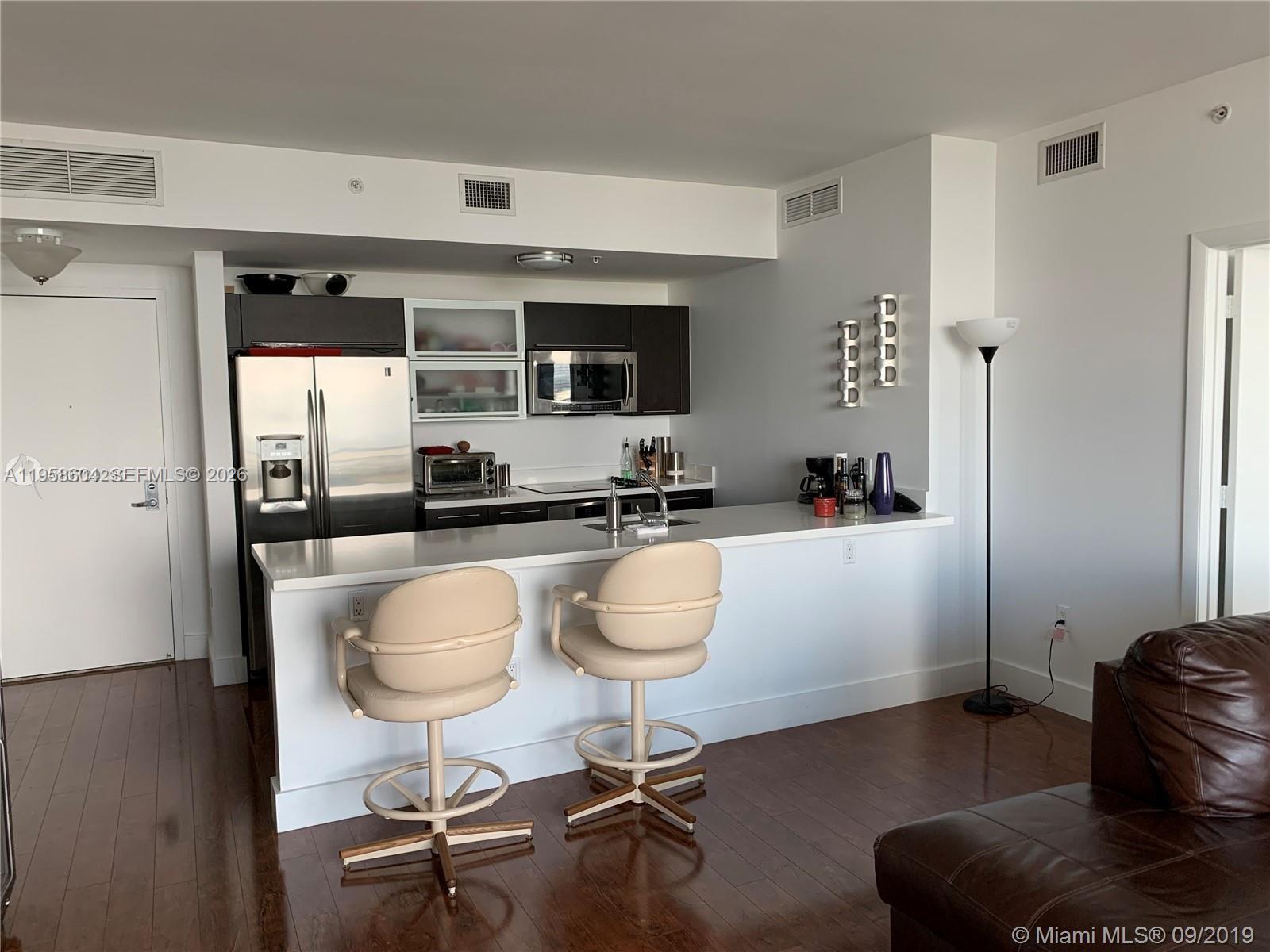 90 Southwest 3rd Street, Unit 4008 Miami, FL 33130 - Photo 4 of 12