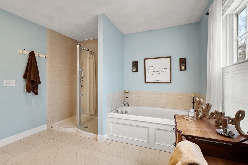183 Carter Field Road North Andover, MA 01845 - Photo 27 of 42 Gallery Image 27
