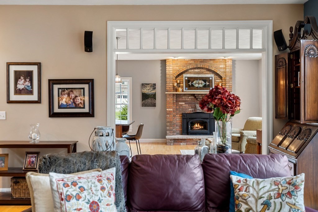 183 Carter Field Road North Andover, MA 01845 - Photo 8 of 42 Gallery Image 8
