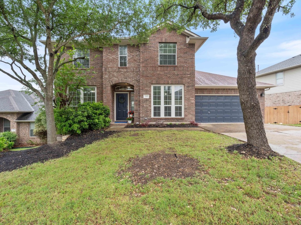 Stunning move-in-ready home in SW Austins highly sought after Belterra community.