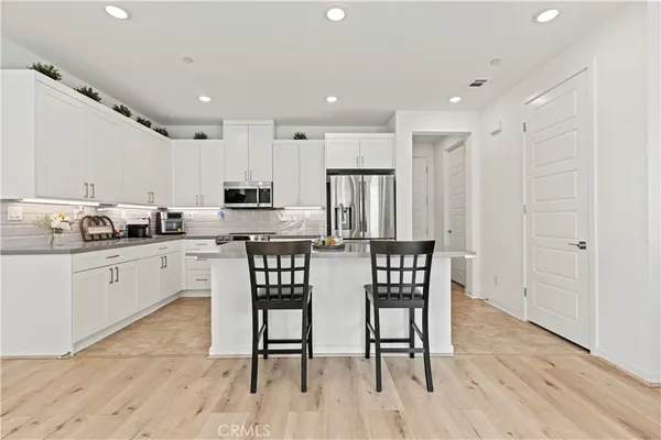 $4,200 | 1544 Plaza Del Amo, Torrance, CA 90501