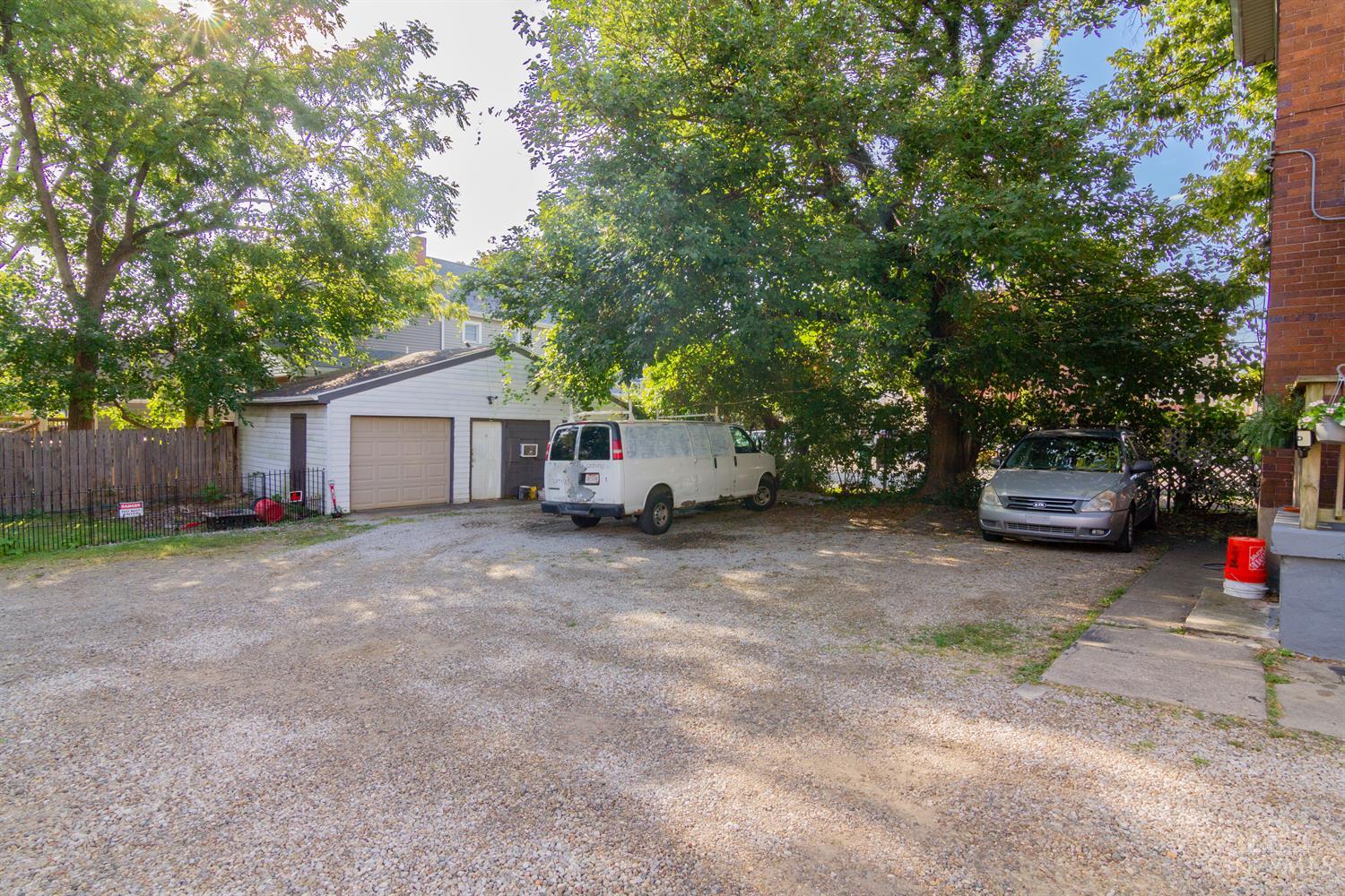 3926 Edwards Road Cincinnati, OH 45209 - Photo 34 of 37