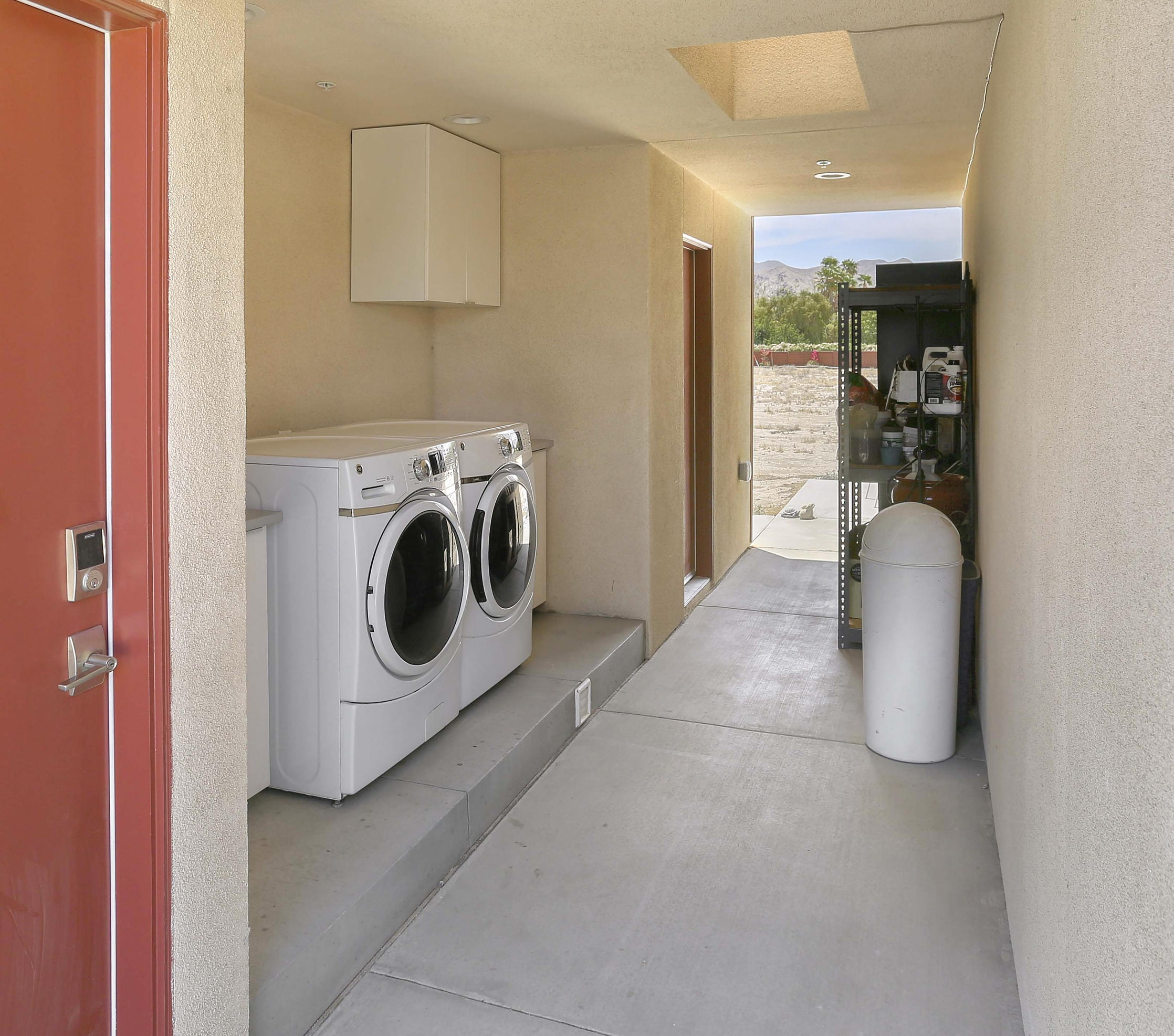 365 South Compadre Road Palm Springs, CA 92262 - Photo 26 of 44 z