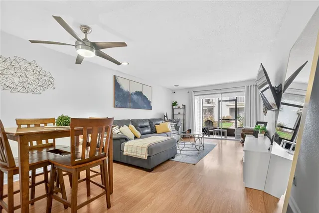 $289,999 | 3016 Plaza Terrace Drive, Unit 3016, Orlando, FL 32803