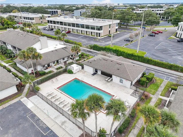 $289,999 | 3016 Plaza Terrace Drive, Unit 3016, Orlando, FL 32803