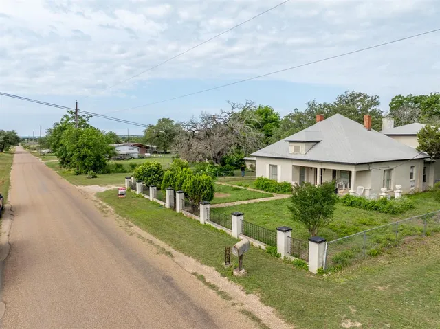 $478,500 | 740 Old Georgetown Road, Gatesville, TX 76528