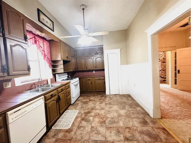 $478,500 | 740 Old Georgetown Road, Gatesville, TX 76528