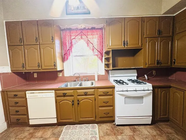 $478,500 | 740 Old Georgetown Road, Gatesville, TX 76528