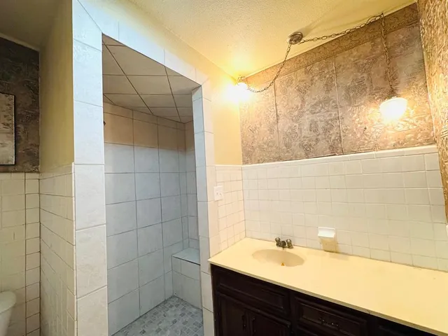 $478,500 | 740 Old Georgetown Road, Gatesville, TX 76528