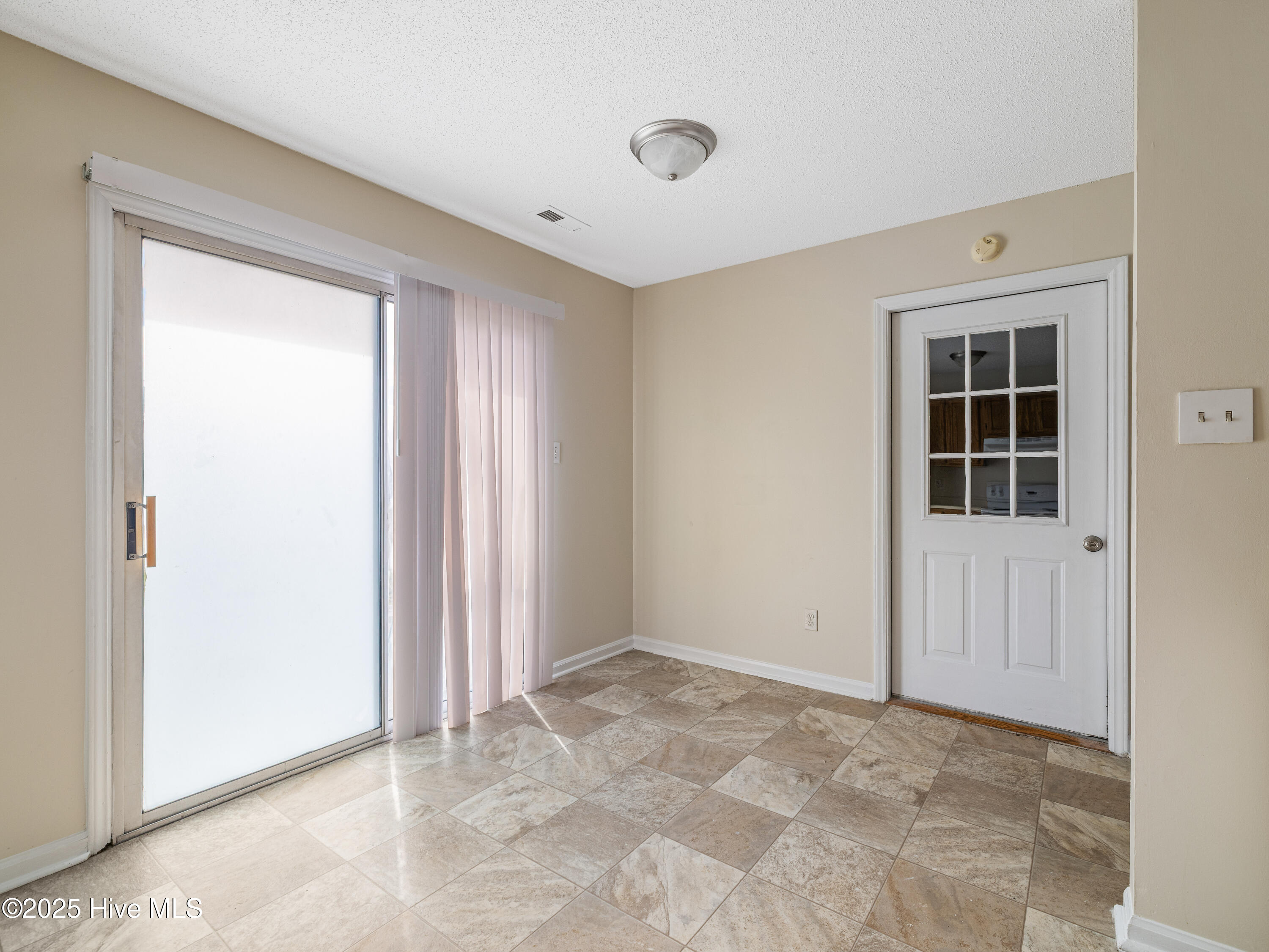 202 Dayrell Drive Hubert, NC 28539 - Photo 19 of 36 025A9085 (1)