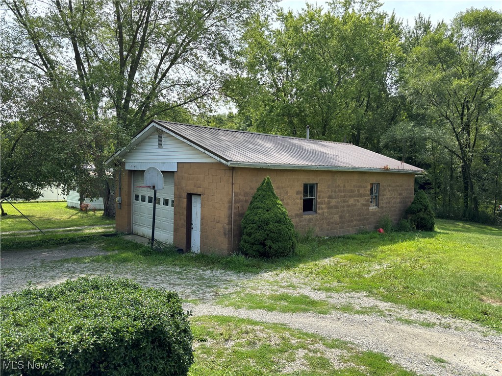5164 Rutledge Street Southeast Dennison, OH 44621 - Photo 4 of 14