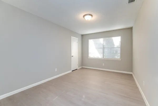 $1,950 | 12331 Atwell Drive, Houston, TX 77035