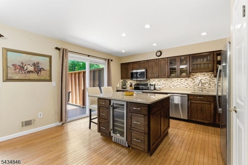 114 Wagon Wheel Road Sparta, NJ 07871 - Photo 11 of 50