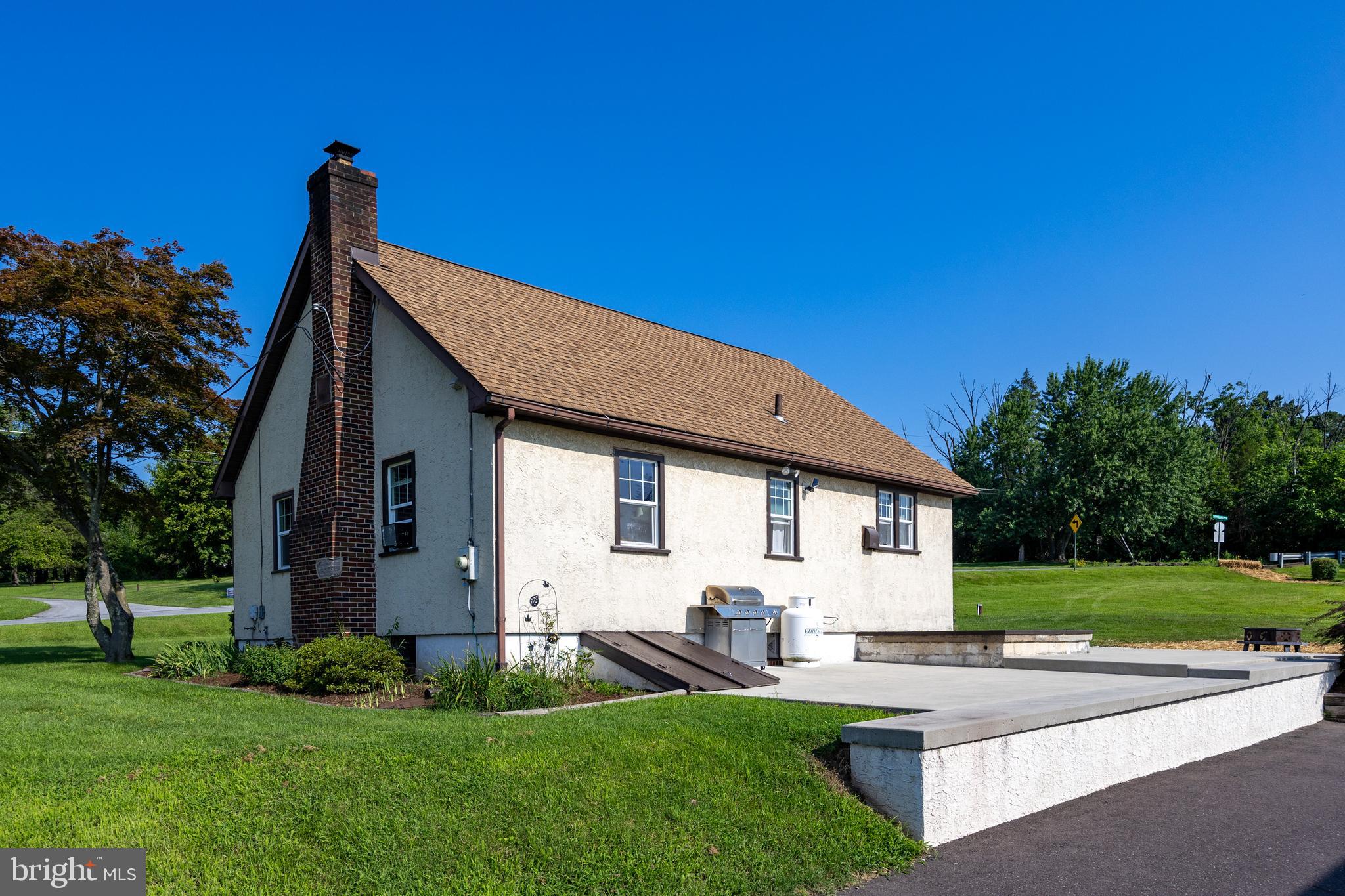 131 Squirrel Hollow Road Douglassville, PA 19518 - Photo 35 of 63 Exterior back of house