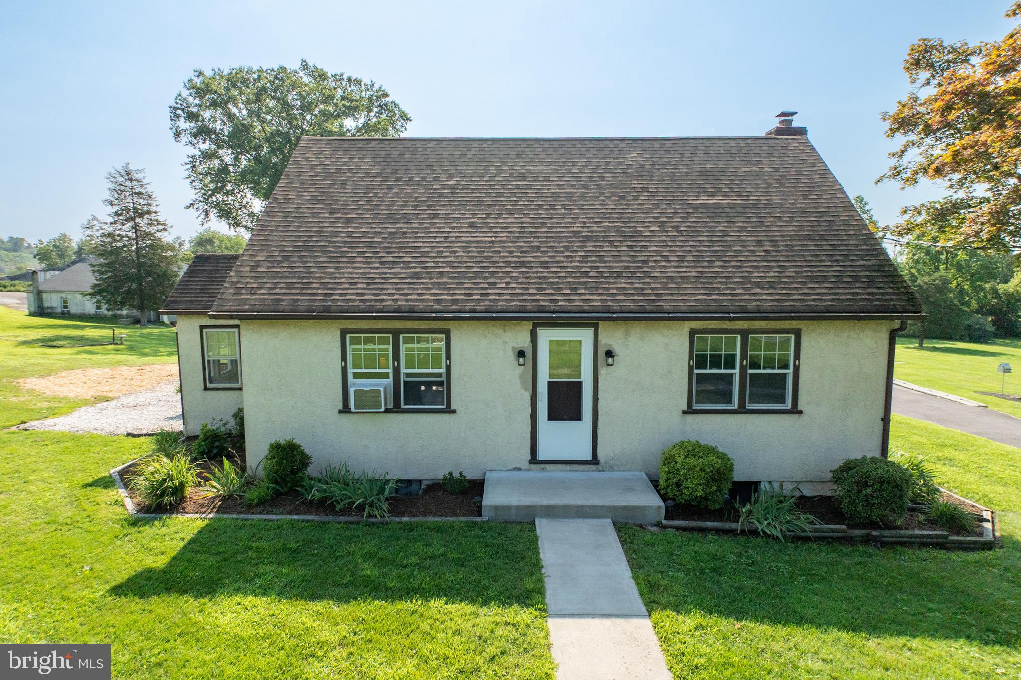 131 Squirrel Hollow Road Douglassville, PA 19518 - Photo 36 of 63 exterior front