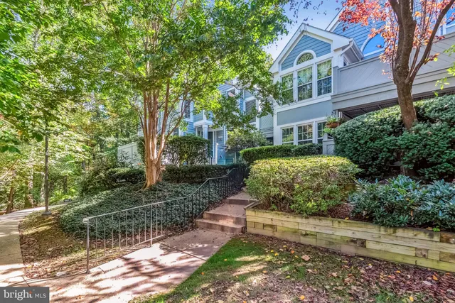 $400,000 | 1403 Church Hill Place, Reston, VA 20194