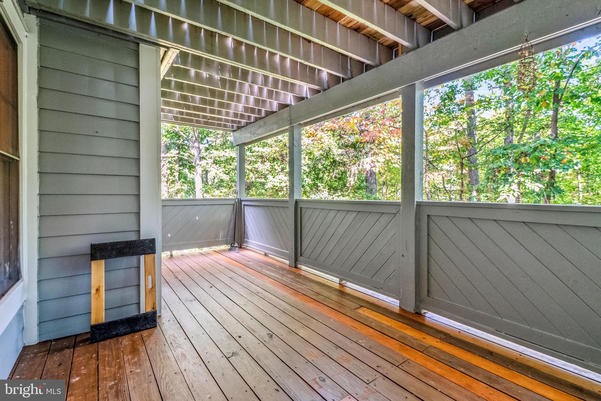 1403 Church Hill Place Reston, VA 20194 - Photo 4 of 28