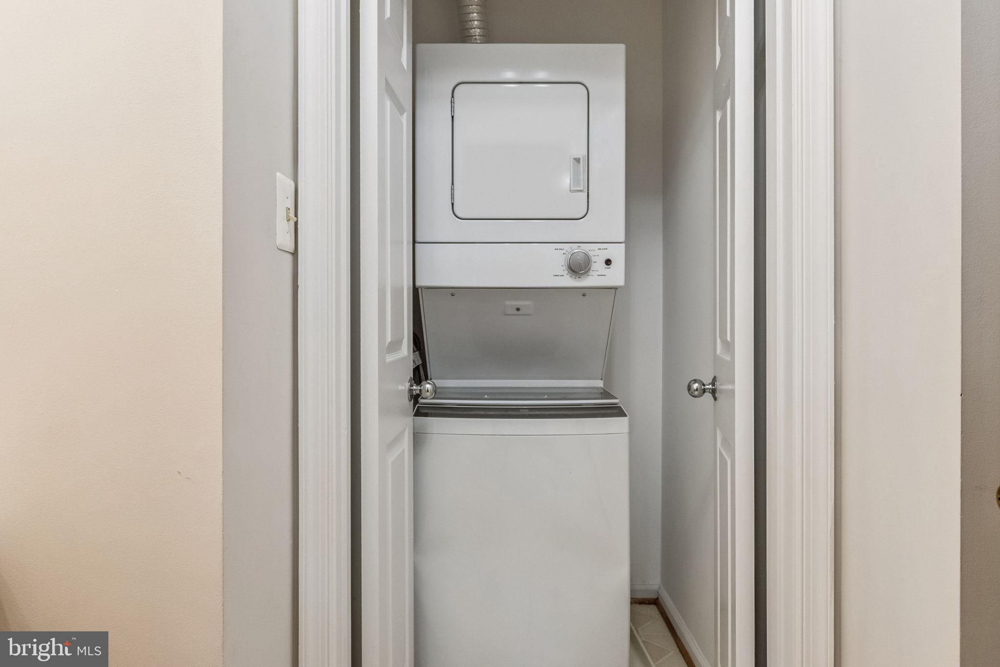 1403 Church Hill Place Reston, VA 20194 - Photo 7 of 28