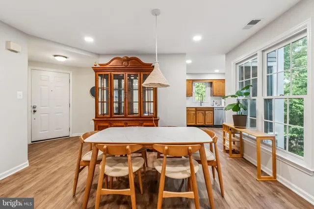 $400,000 | 1403 Church Hill Place, Reston, VA 20194