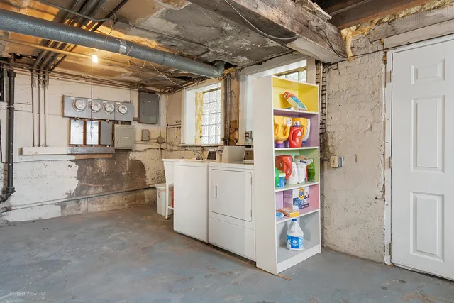 $975,000 | 5319 South Maryland Avenue, Chicago, IL 60615